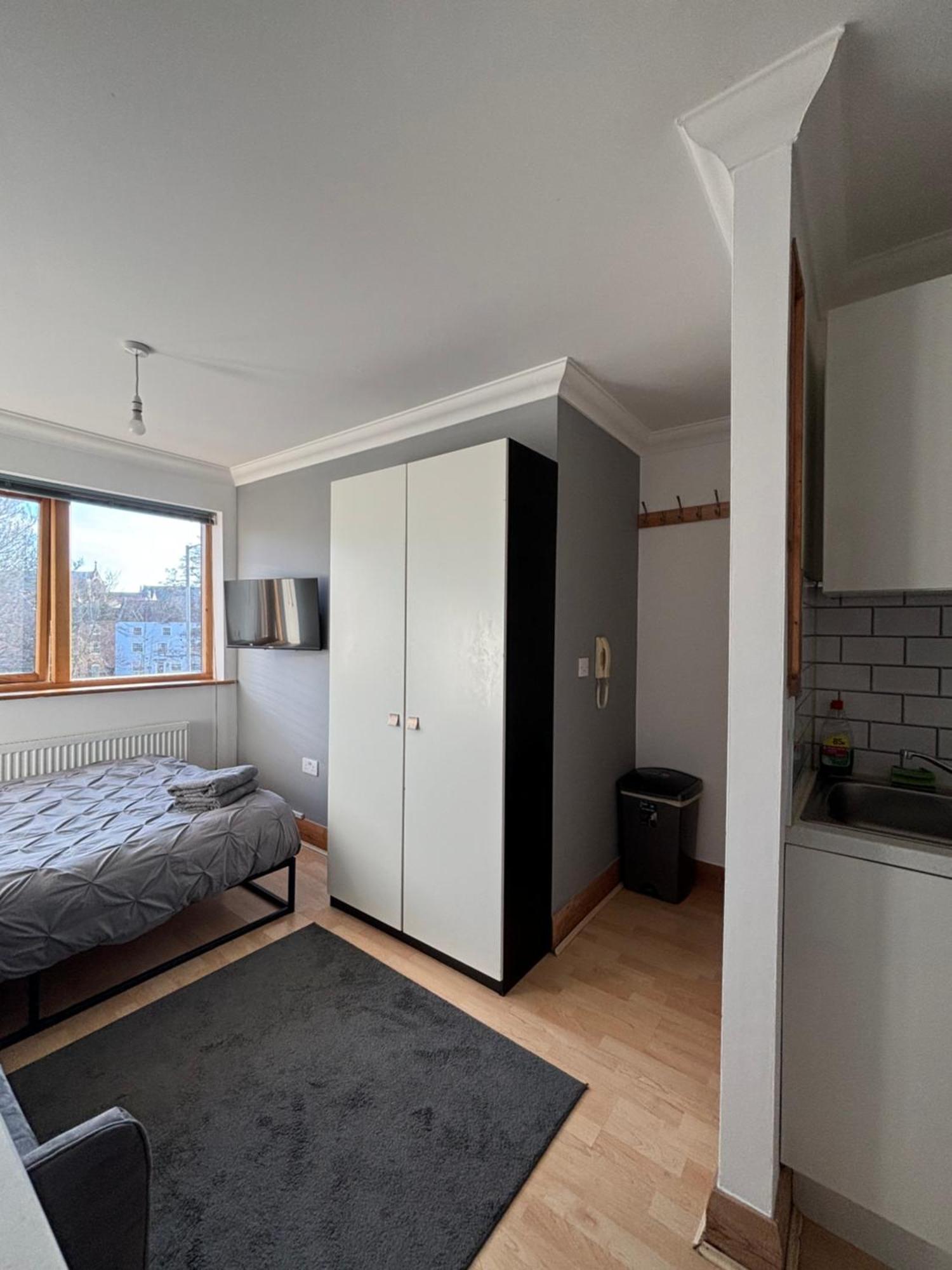 Stylish & Compact City Center Studio Apartment 7A NWI Exterior foto